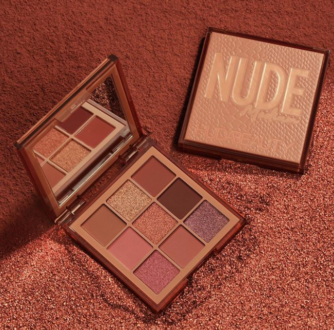 List of Huda Beauty gift with purchase 2021 schedule | Chic moeY