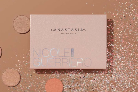 ANASTASIA BEVERLY HILLS NICOLE GUERRIERO GLOW KIT PALETTE IS COMING BACK 1 450x300 - ANASTASIA BEVERLY HILLS NICOLE GUERRIERO GLOW KIT PALETTE IS COMING BACK