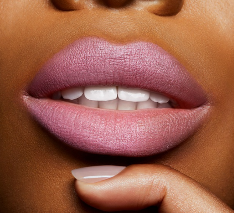 MAC MAKER BARBIESTYLE LIPSTICK AVAILABLE IN PINK SHADES | Chic moeY