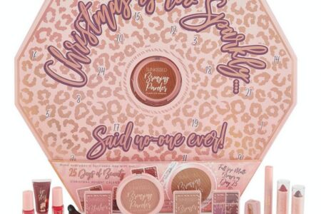 Sunkissed 25 Days of Beauty Advent Calendar 2020 450x300 - Sunkissed 25 Days of Beauty Advent Calendar 2020