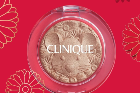 2 5 450x300 - Clinique Cheek Pop Highlighter Gold New Year 2021